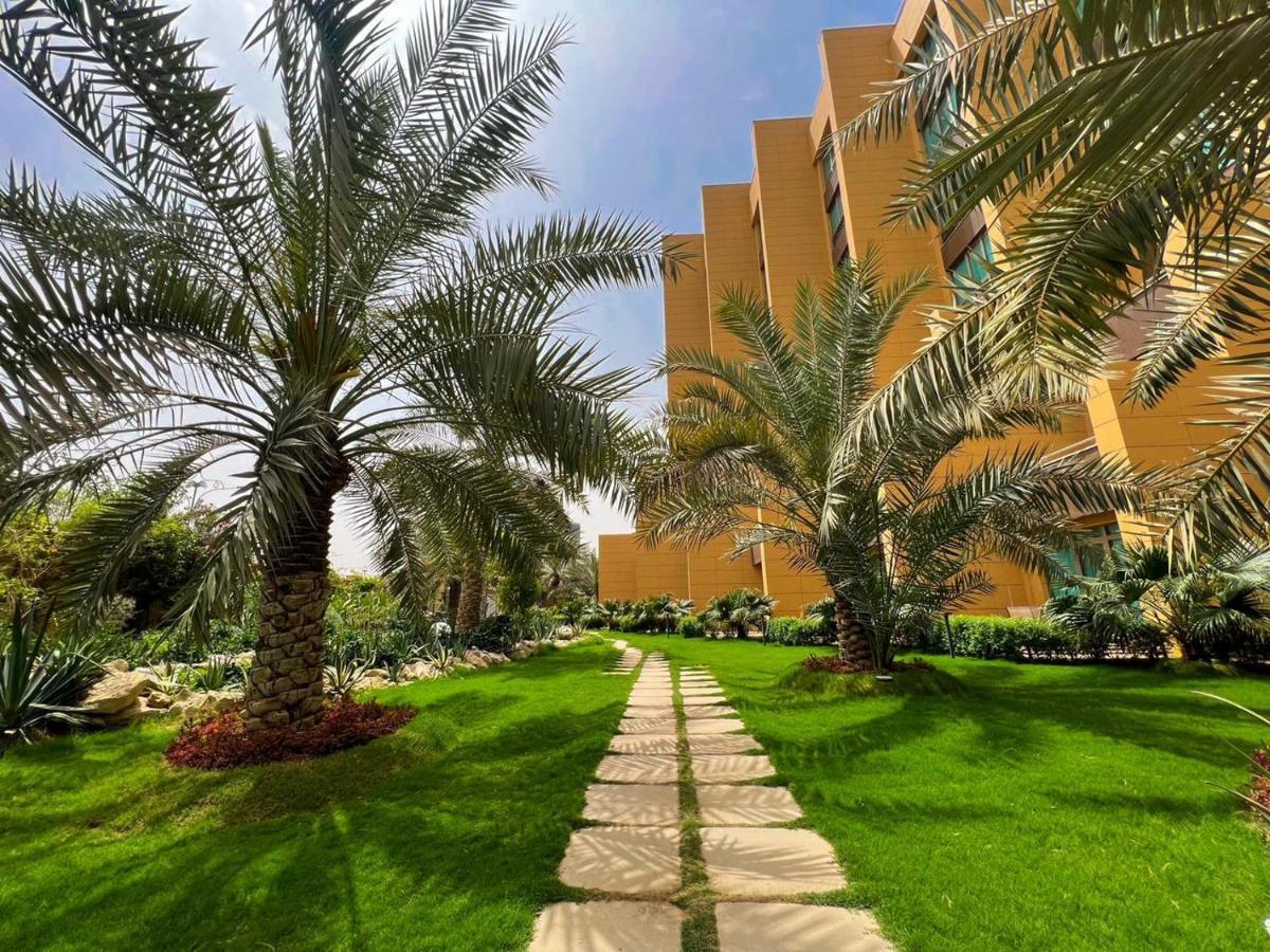 Grand Millennium Al Seef Basra Exterior photo